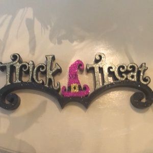 Trick or Treat glitter sign